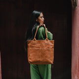 Classic Leather Tote Bag (Structured)