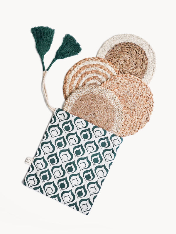 Natural Coaster Trivet Gift Set With Green Pouch