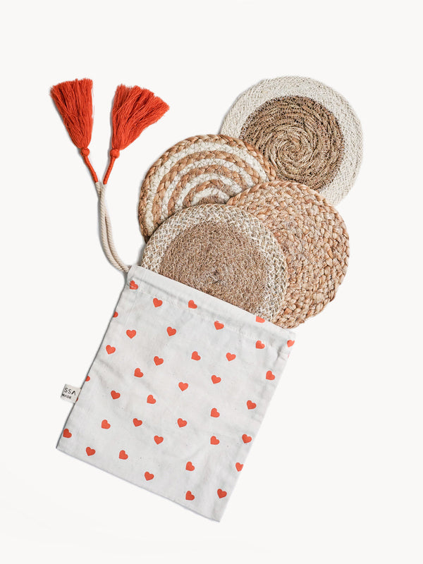 Natural Coaster Trivet Gift Set With Heart Pouch