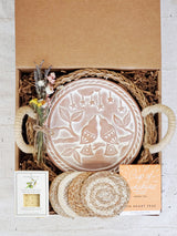 Bread Warmer Gift Box With Tea and Cookies - Round