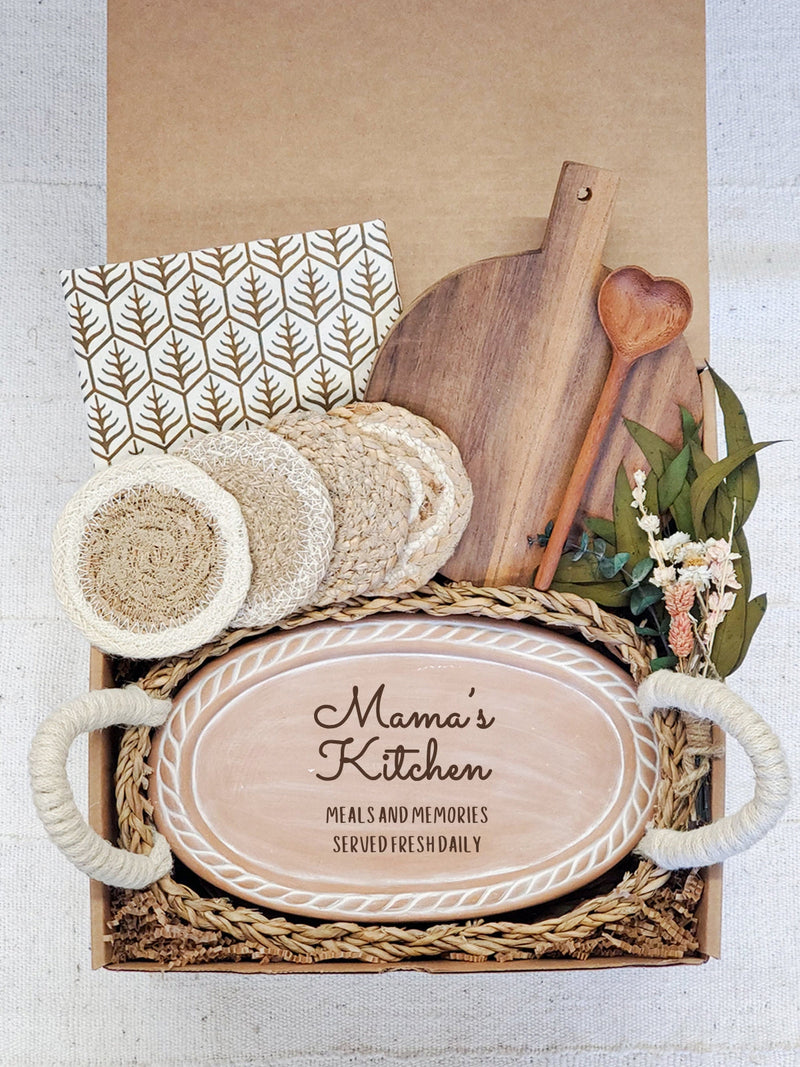 Bread Warmer Gift Box With Round Wooden Board and Spoon - Mom Oval