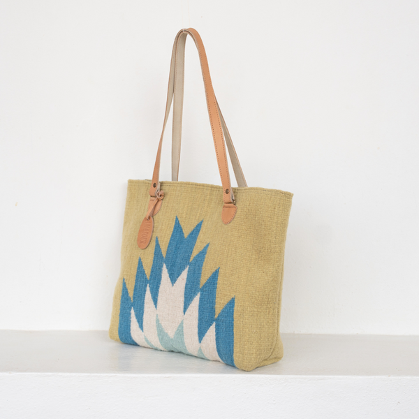 Luz De Luna Tote