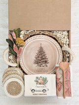 Bread Warmer Gift Box With Pot Holder and Tea Towel - Christmas Round