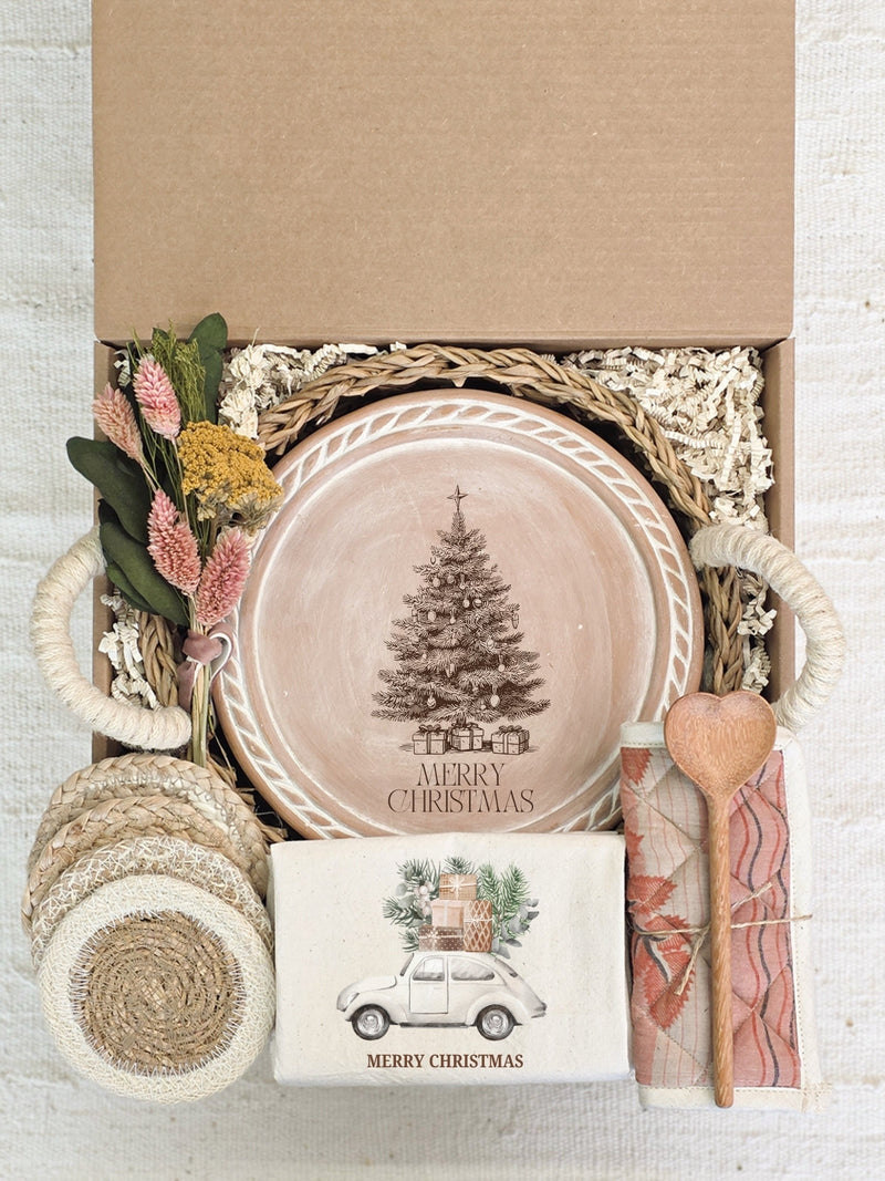 Bread Warmer Gift Box With Pot Holder and Tea Towel - Christmas Round