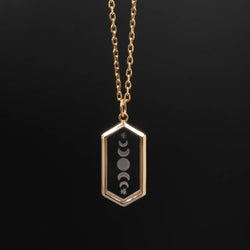 Quartz Intaglio Necklace - 14K Yellow Gold