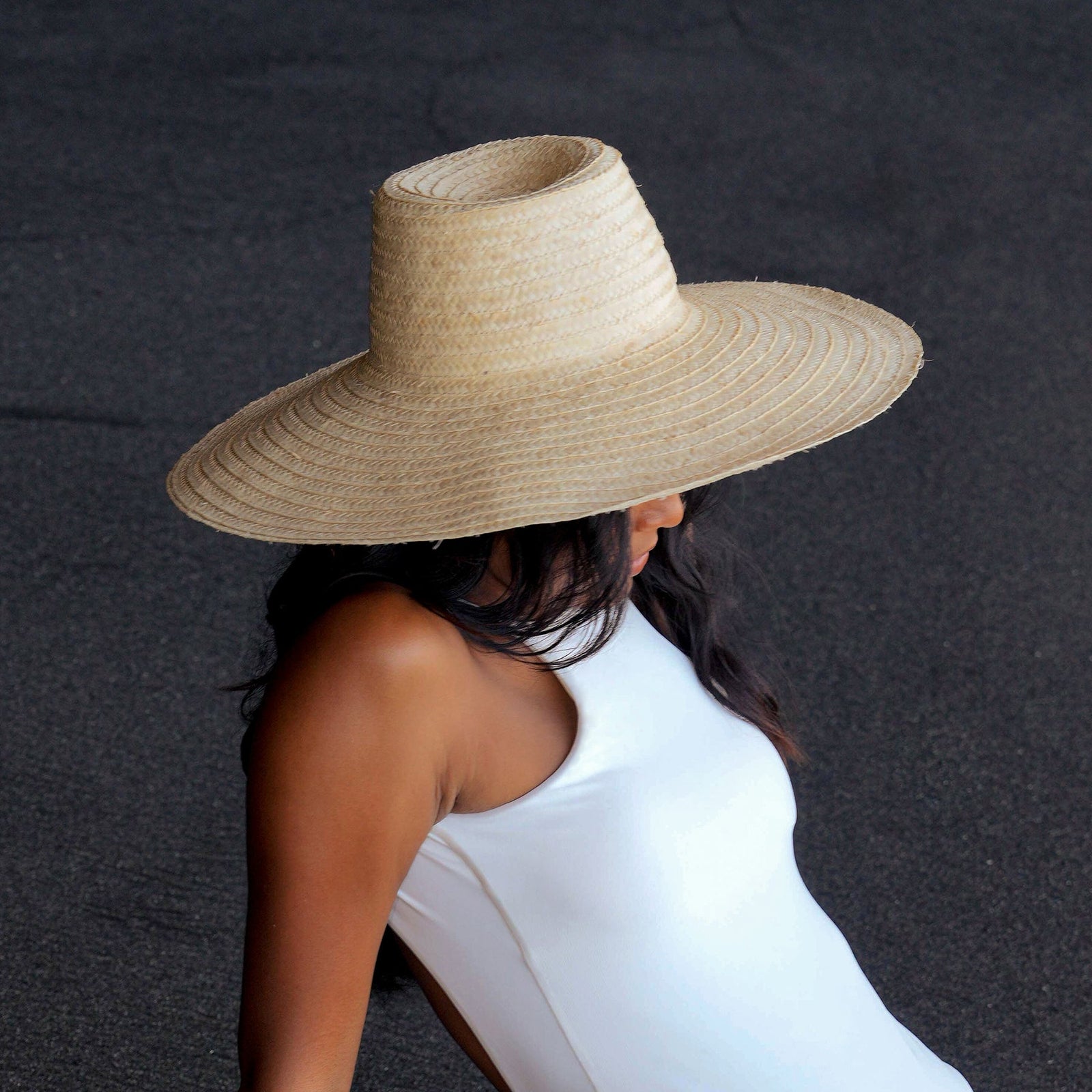 L Space Riviera Hat 100% Straw Natural One Size Woven Rim Beach Palm Resort Wear B7485A45-17E9-4DF8-96EB-  main image 2