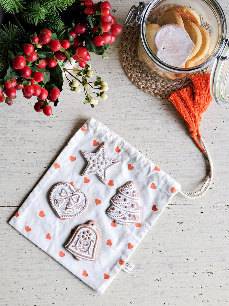 Handmade Sugar Saver Ornament - Holiday Gift Edition With Heart Pouch