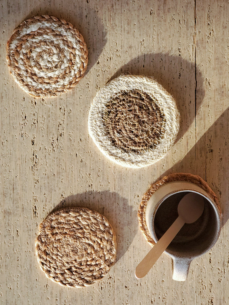 Natural Coaster Gift Set With Green Pouch