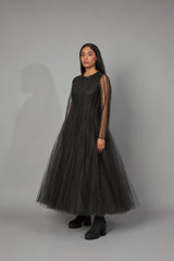 BOTTLE BRUSH TULLE DRESS BLACK - ourCommonplace