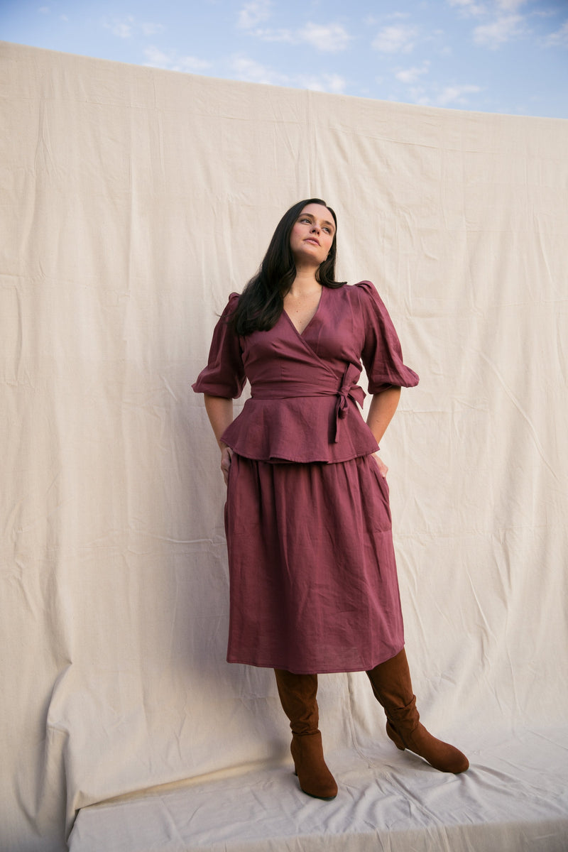 Ellen Wrap Top / Plum Linen - ourCommonplace