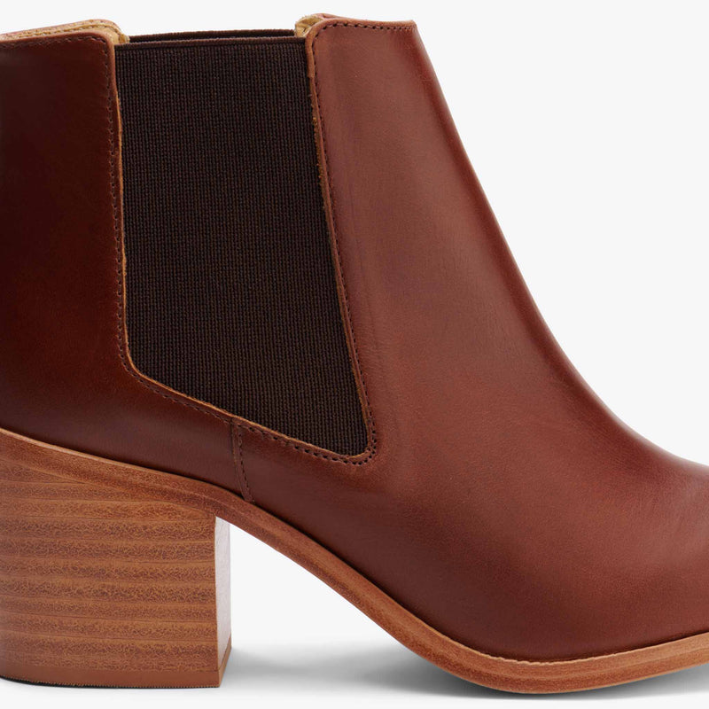 Heeled Chelsea Boot Brandy - ourCommonplace