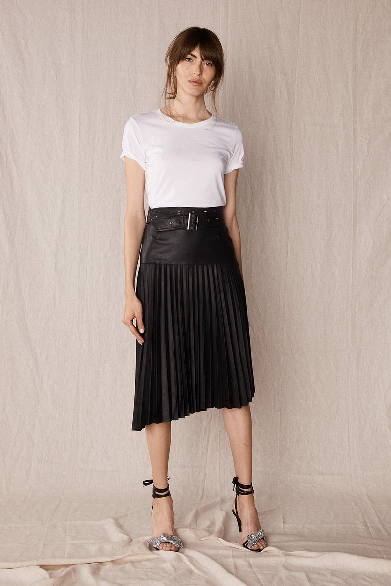 Park Avenue Pleated Skirt Black Leather - ourCommonplace