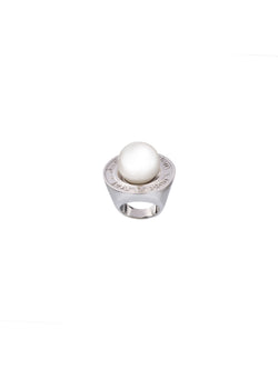 QED PEARL RING SILVER - ourCommonplace