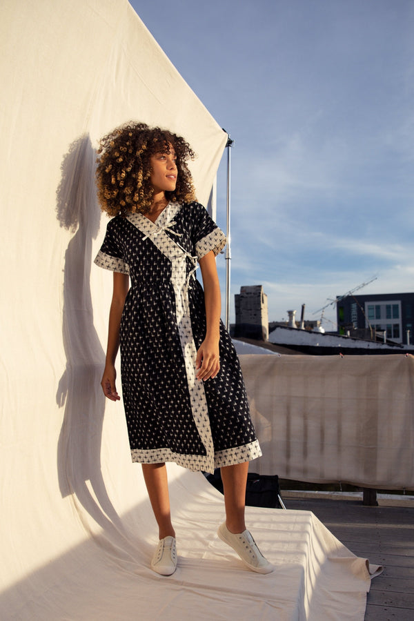 Sara Kimono Dress / Milky White & Black Contrast Cotton - ourCommonplace
