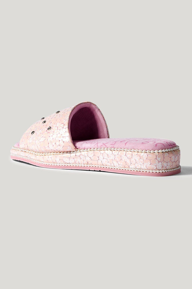 Baby Pink Flat - ourCommonplace