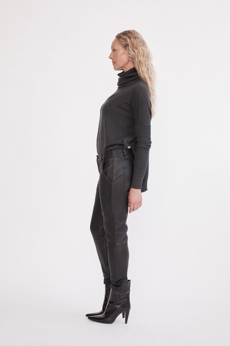 The Bondi Slouch Pant Black Stretch Leather - ourCommonplace