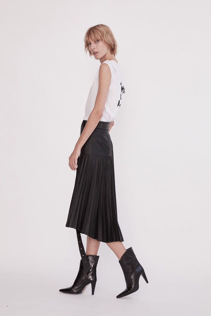 Park Avenue Pleated Skirt Black Leather - ourCommonplace