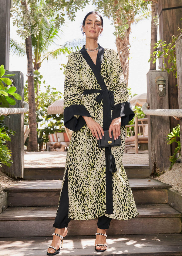 Bowie Women Kimono Robe - ourCommonplace