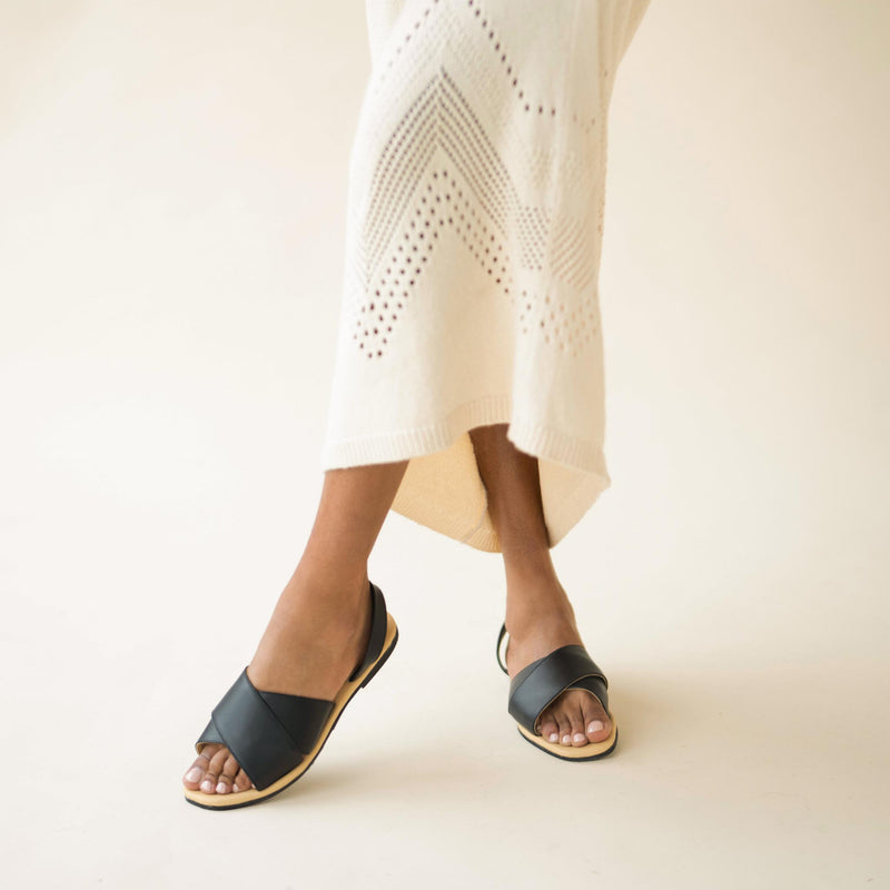 All-Day Cross Strap Sandal Black - ourCommonplace