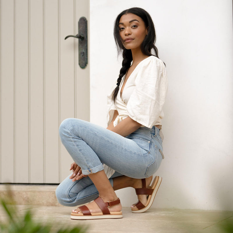 Go-to Flatform Sandal Brandy - ourCommonplace